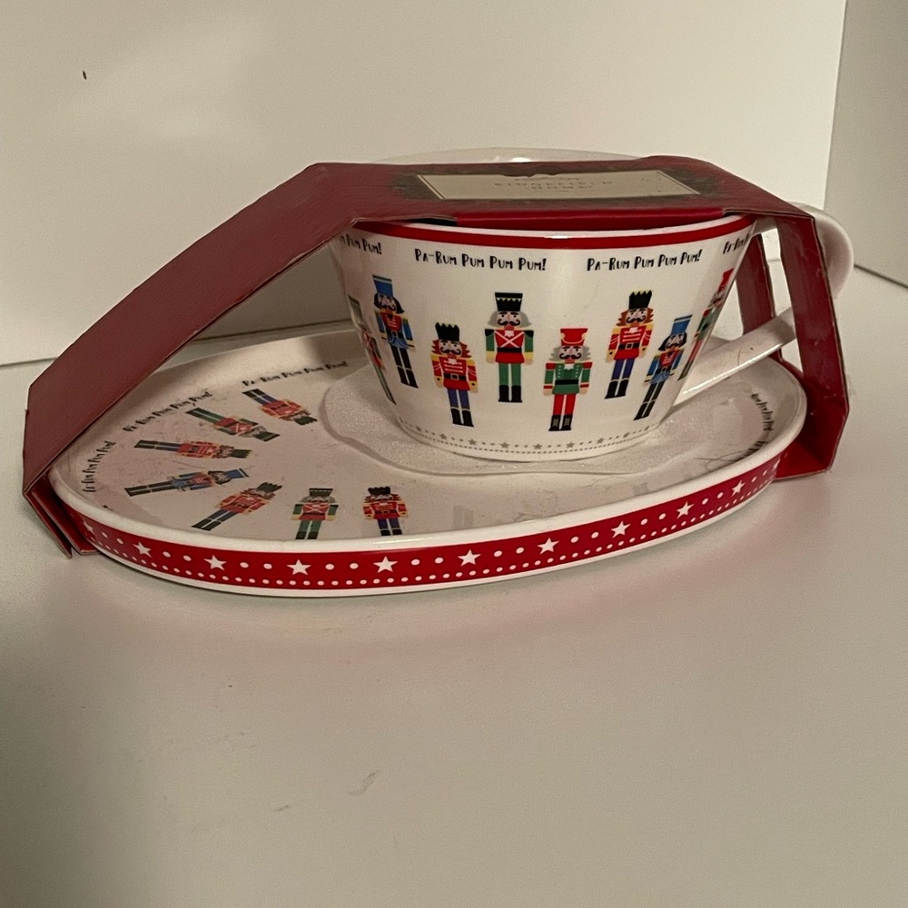 Ridgefield Home nutcracker snack set